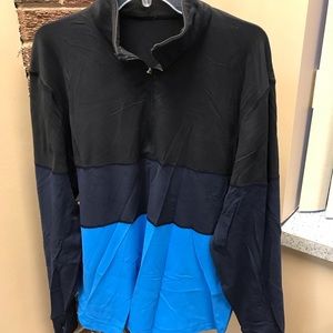 Lululemon 1/2 zip sz XL